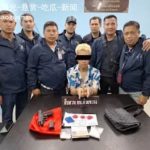 一名中国人在曼谷辉煌区因非法持枪和毒品被捕!-彩金特邀-免费彩金-白菜论坛
